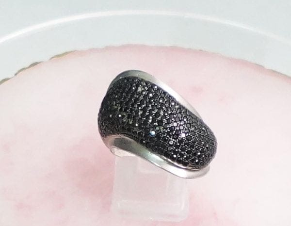 Anillo Oblicuo Circonita Negra