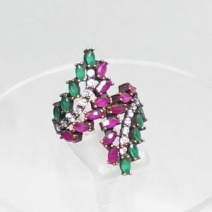 Anillo Hojas Rubí Esmeraldas Circonita