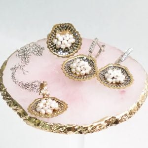 Juego Colgante Anillo Pendientes Conchas Perlas