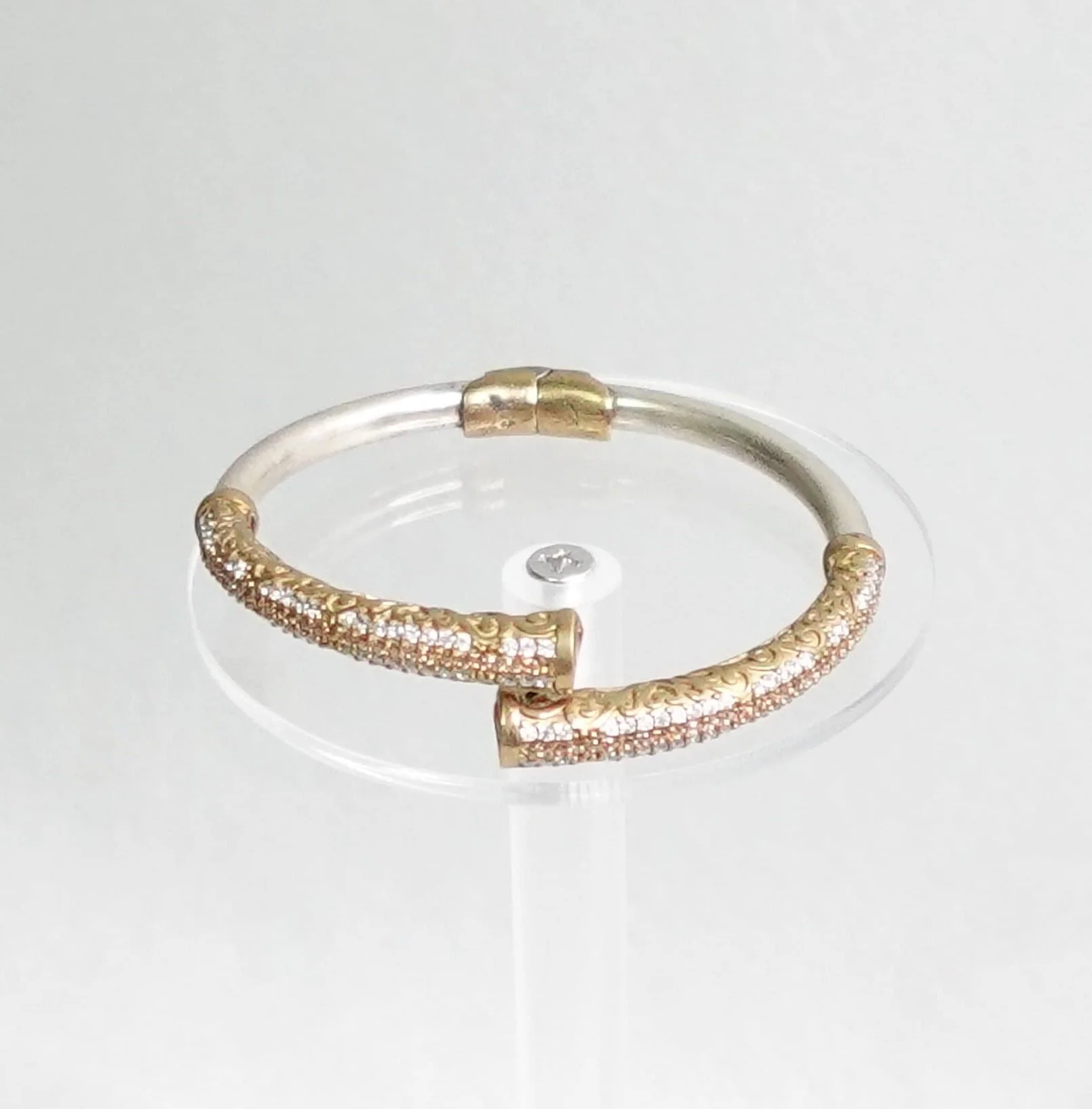 Pulsera Redonda Dorada