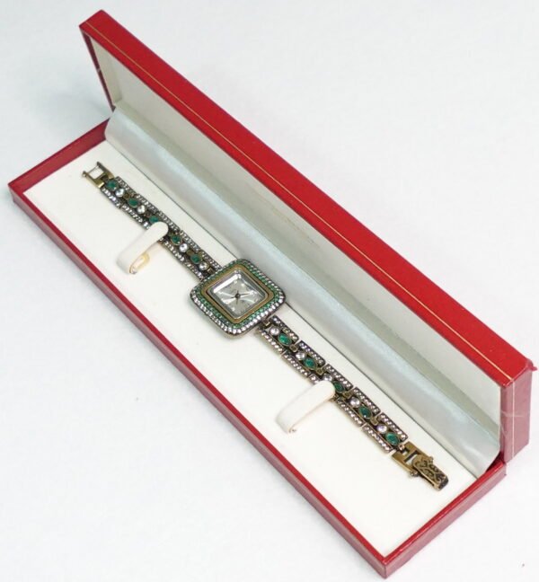 reloj de plata cuadrado esmeraldas circonita
